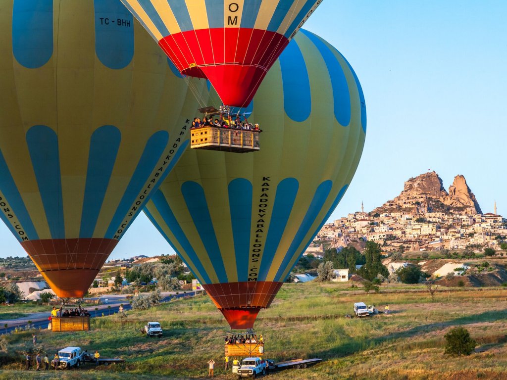 Hot Air Balloon Assistance