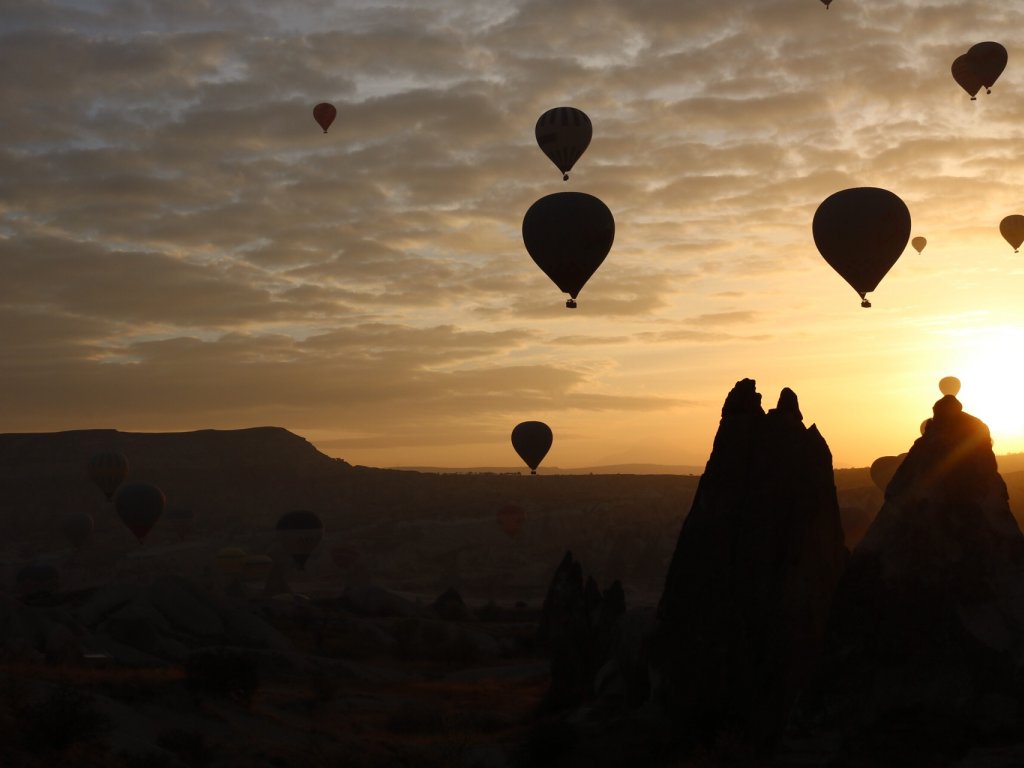 Hot Air Balloon Assistance