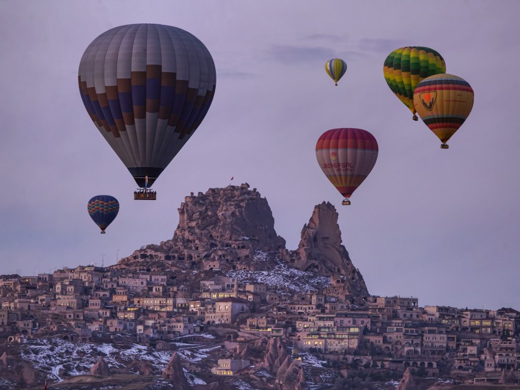 Hot Air Balloon Assistance